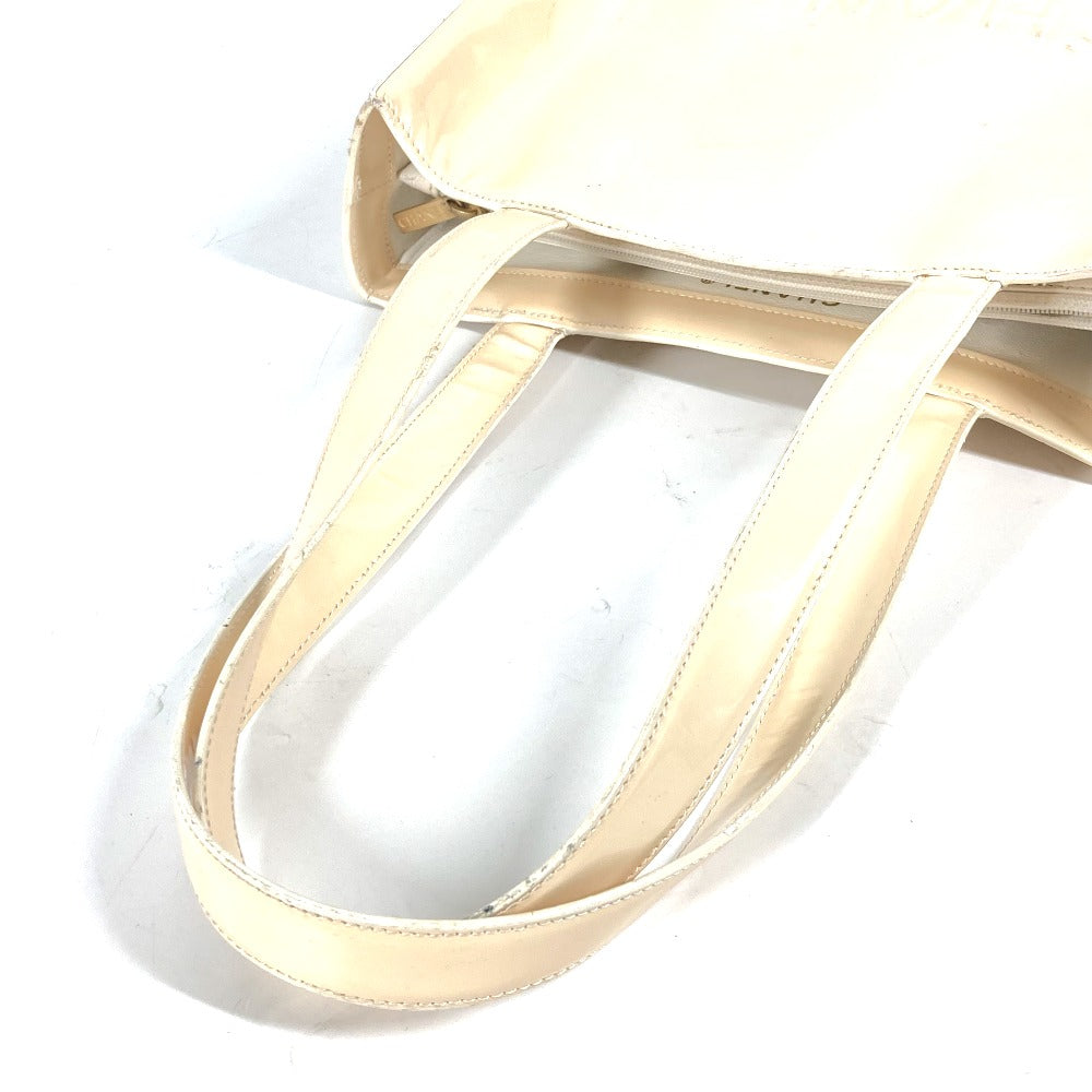 CHANEL ロゴ カバン 肩掛け トートバッグ ショルダーバッグ パテントレザー レディース - brandshop-reference