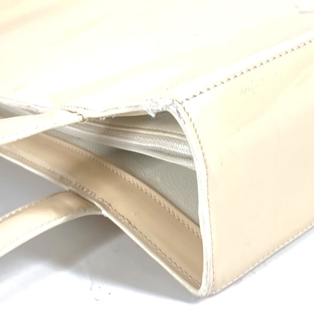 CHANEL ロゴ カバン 肩掛け トートバッグ ショルダーバッグ パテントレザー レディース - brandshop-reference