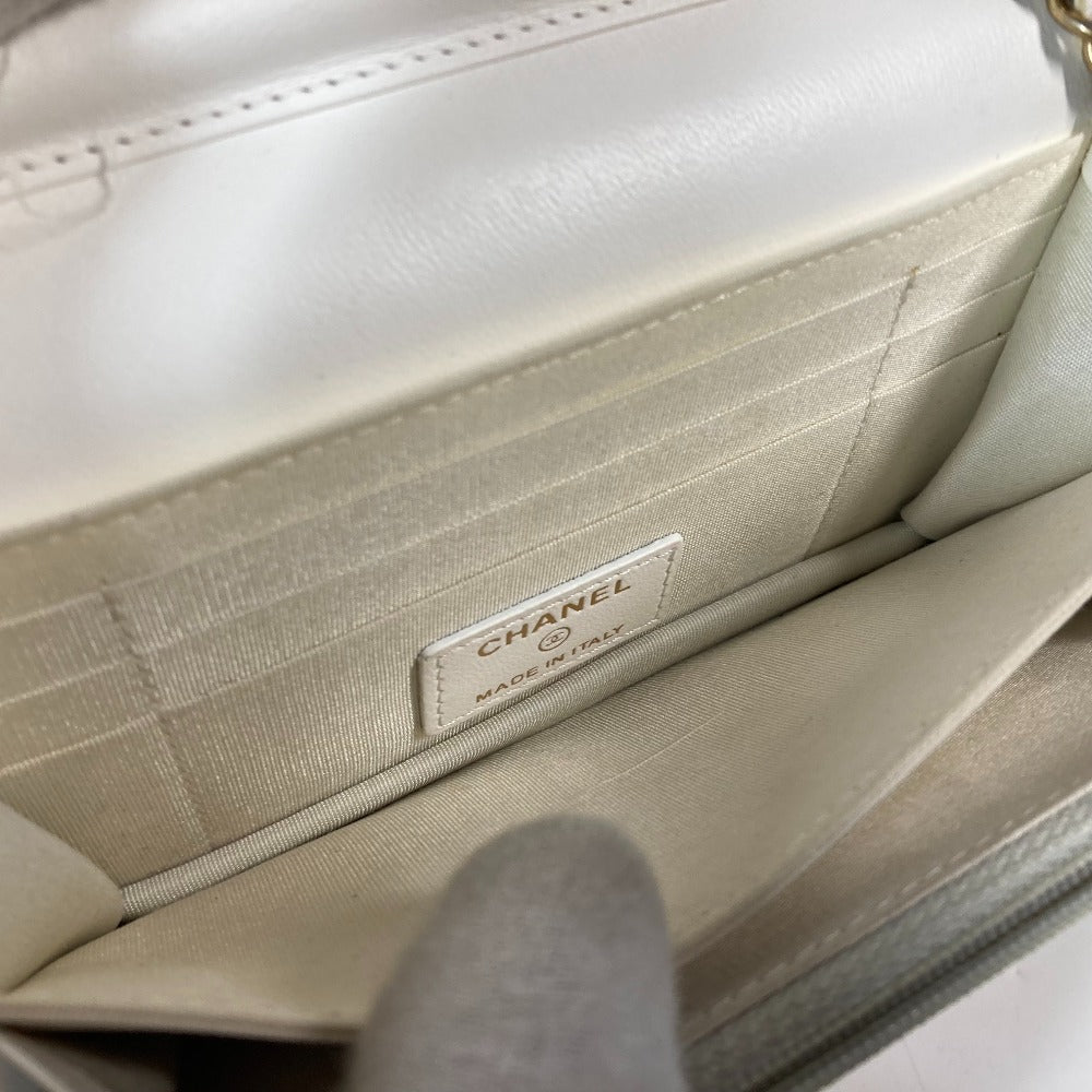 CHANEL Crossbody bag CC CC Mark Frill Chain Wallet Shoulder Bag Long Wallet Leather White/GoldHardware Used