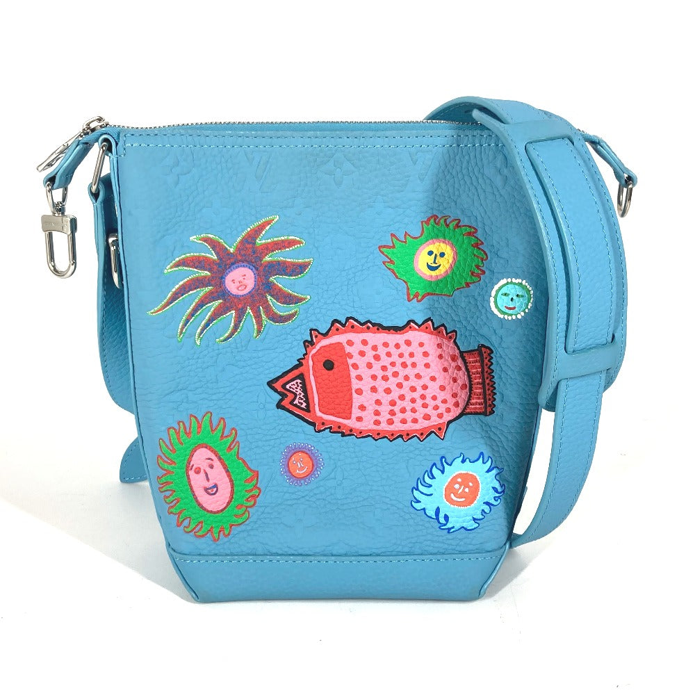 LOUIS VUITTON M21716 LV×YK モノグラムトリヨン ホーボー クルーザー アップリケ カバン 斜め掛け ポシェット ショルダーバッグ トリヨンレザー ユニセックス ブルー