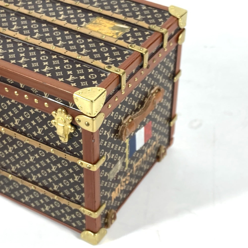 LOUIS VUITTON  M99408  モノグラム ノベルティ ミス フランス トランク オブジェ ペーパーウェイト 文鎮 オブジェ レザー ユニセックス ブラウン - brandshop-reference