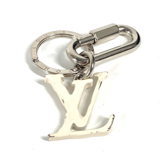 LOUIS VUITTON MP2290 LVロゴ カラビナ付き ポルトクレ・LVシャープ バッグチャーム キーホルダー メタル メンズ ホワイト - brandshop-reference