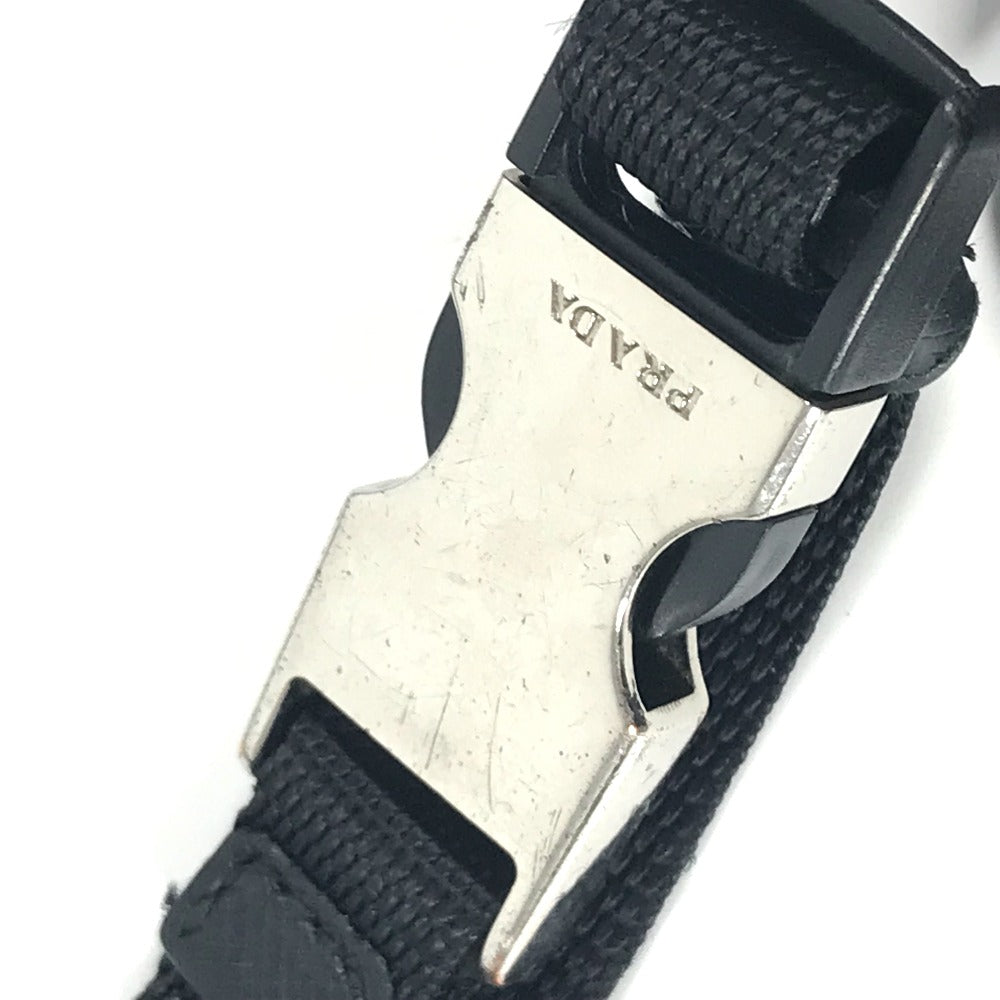 PRADA トライアングルロゴ 三角ロゴ プレート スマホポーチ iphoneケース ネックストラップ付 携帯ケース ナイロン ユニセックス ブラック - brandshop-reference