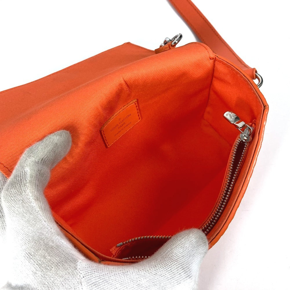 LOUIS VUITTON M82916 トリヨンモノグラム スティーマー ウェアラブル ウォレット カバン 斜め掛け ポシェット ショルダーバッグ トリヨンレザー レディース オレンジ - brandshop-reference