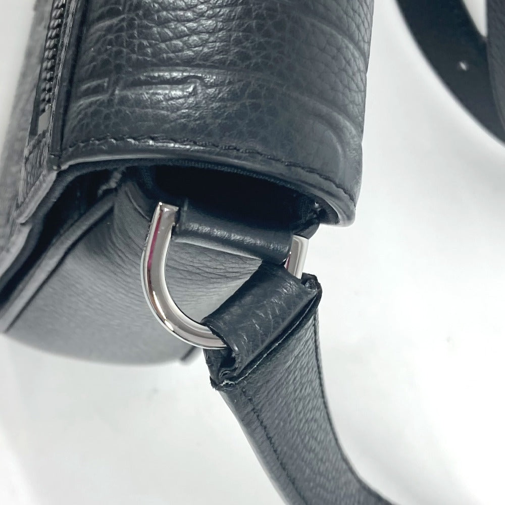 Dior 1ESPO329LLG 24AW フラップ付き 総ロゴ エンボス カバン 斜め掛け ショルダーバッグ レザー ユニセックス ブラック - brandshop-reference