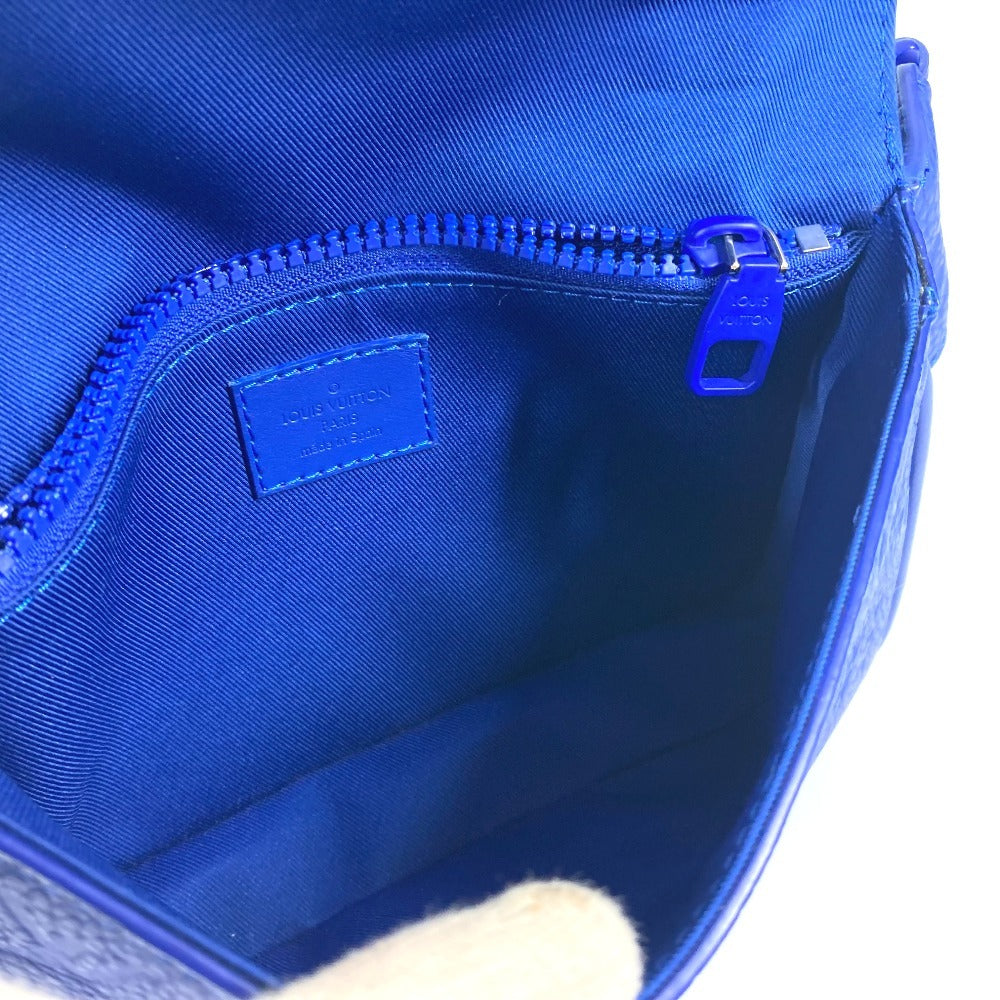 LOUIS VUITTON M58486 モノグラムトリヨン Sロックスリングバッグ