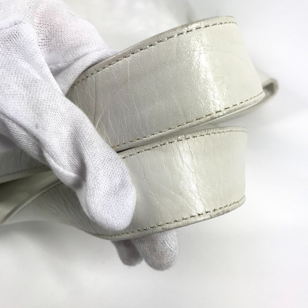 CHANEL CC ココマーク 総ロゴ トートバッグ カバン 肩掛け 縦型トート ショルダーバッグ レザー レディース ホワイト - brandshop-reference