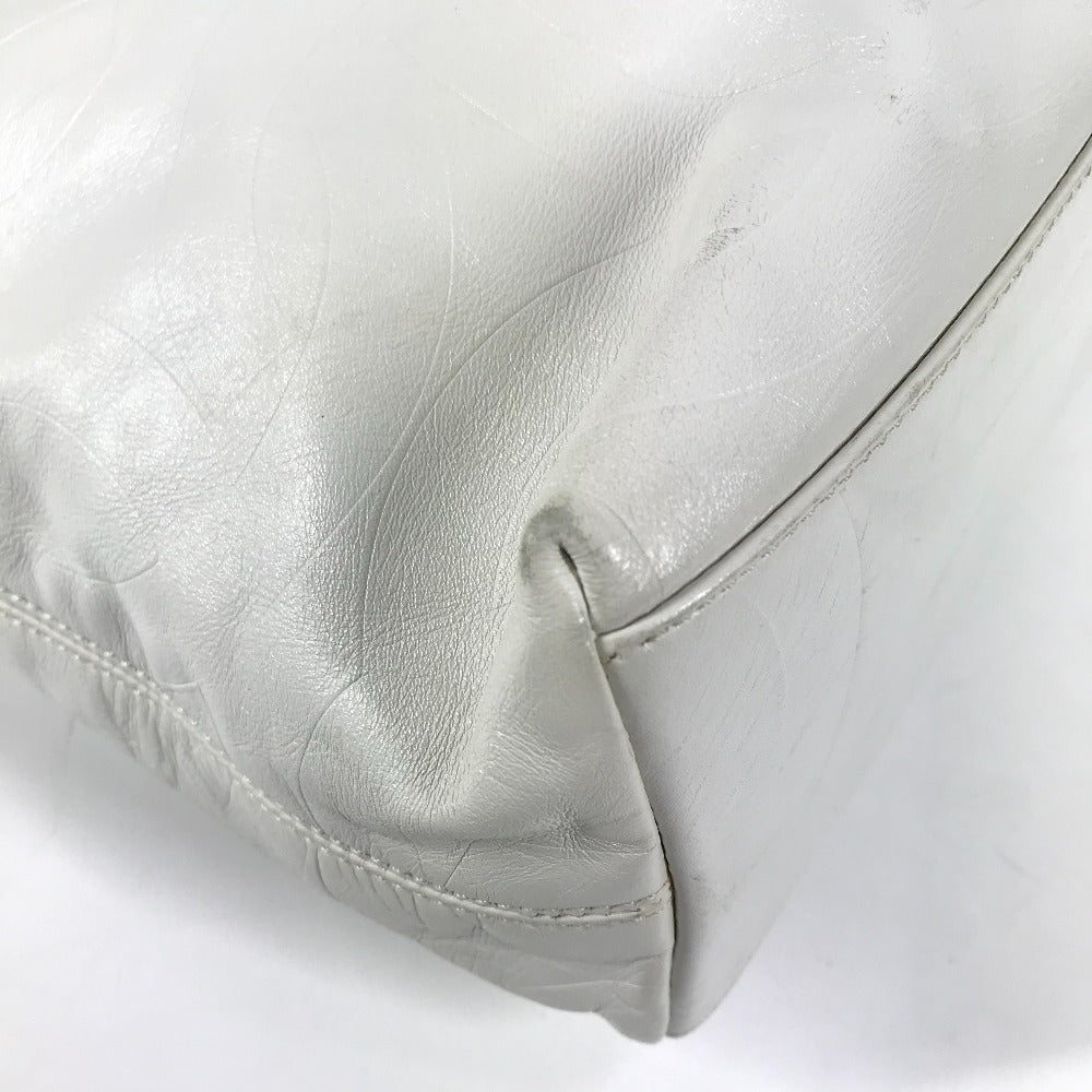 CHANEL CC ココマーク 総ロゴ トートバッグ カバン 肩掛け 縦型トート ショルダーバッグ レザー レディース ホワイト - brandshop-reference