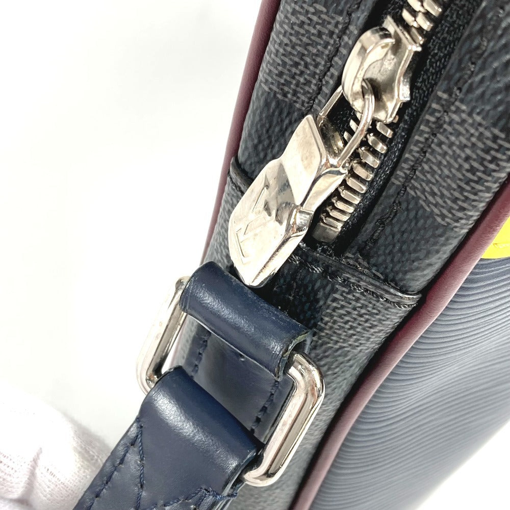 Louis Vuitton M55100 Epi Damier Graphite Danube Slim Bag Crossbody Pochette Bahu Beg Damier Graphite Canvas Navy