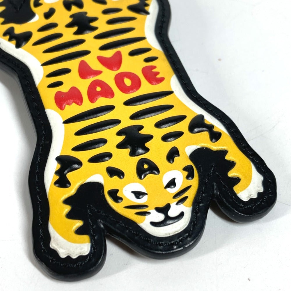 LOUIS VUITTON MP3221 NIGOコラボ モノグラム ポルト クレ・LV MADE タイガー バッグチャーム キーホルダー レザー メンズ イエロー