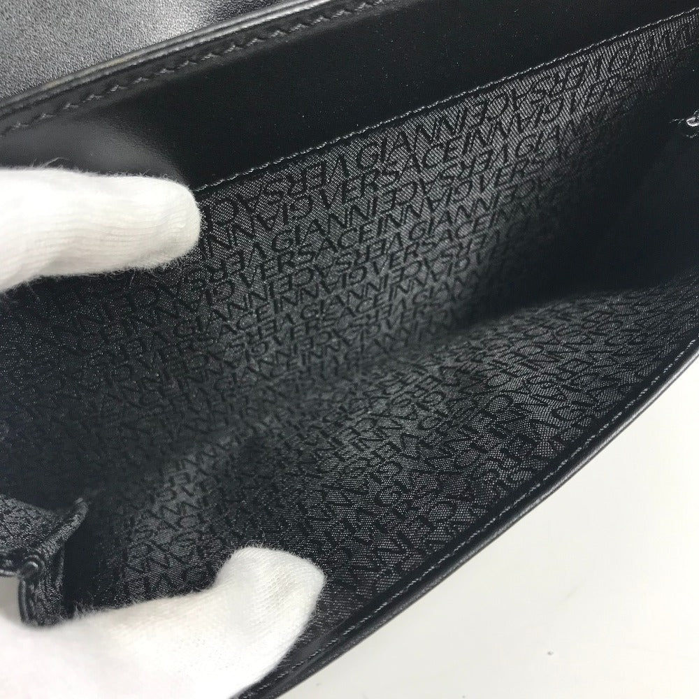 VERSACE ストラップ付き ロゴ カバン ポーチ フラップ クラッチバッグ セカンドバッグ レザー ユニセックス ブラック