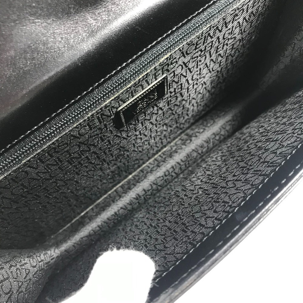 VERSACE ストラップ付き ロゴ カバン ポーチ フラップ クラッチバッグ セカンドバッグ レザー ユニセックス ブラック