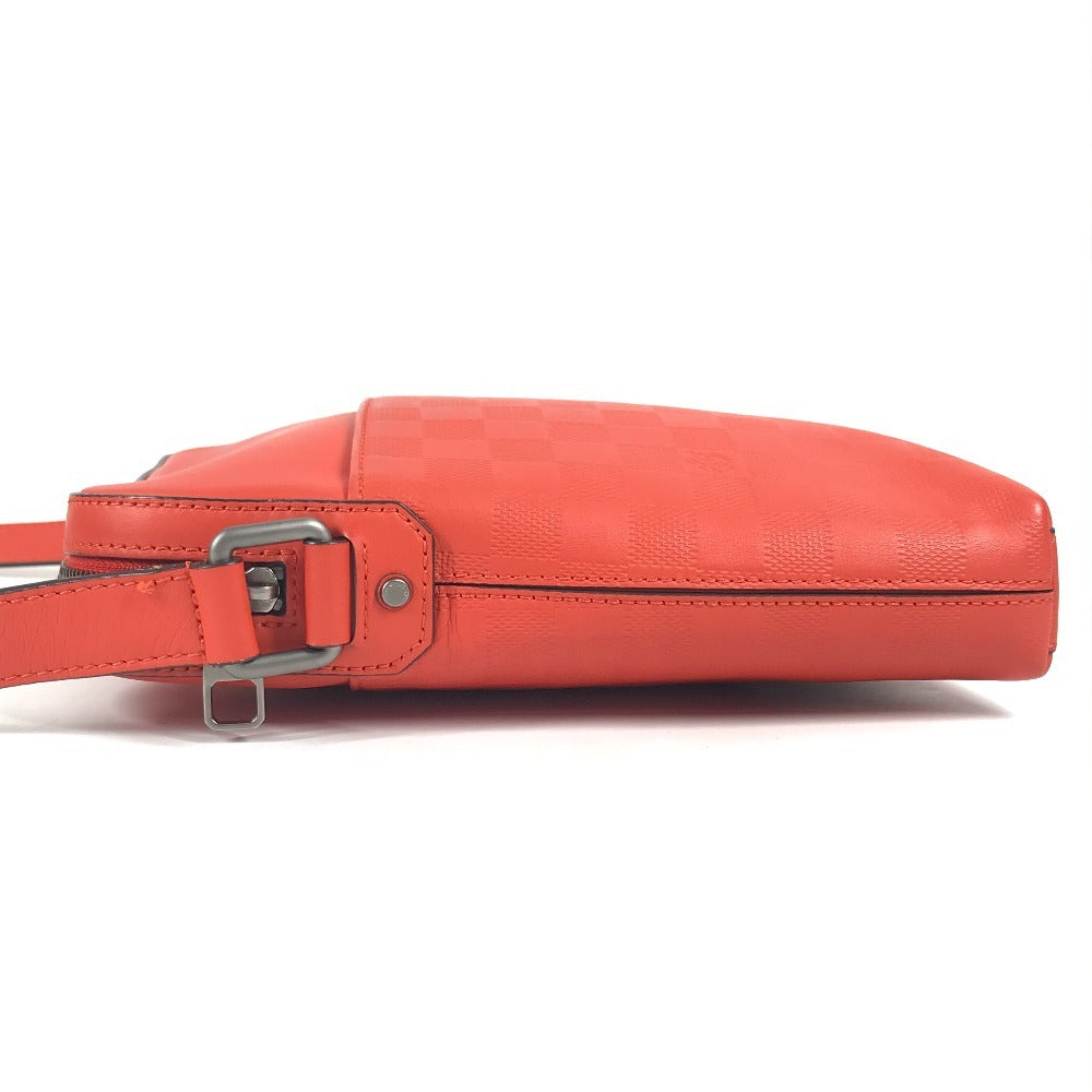 LOUIS VUITTON N23356 ダミエアンフィニ ポシェットディストリクト カバン 斜め掛け ポシェット ショルダーバッグ ダミエアンフィニレザー ユニセックス マグマ レッド