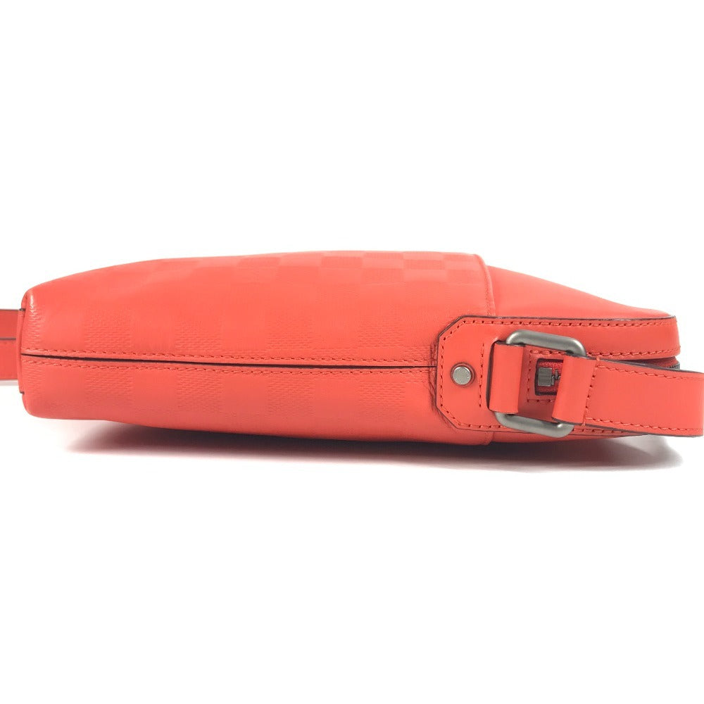 LOUIS VUITTON N23356 ダミエアンフィニ ポシェットディストリクト カバン 斜め掛け ポシェット ショルダーバッグ ダミエアンフィニレザー ユニセックス マグマ レッド