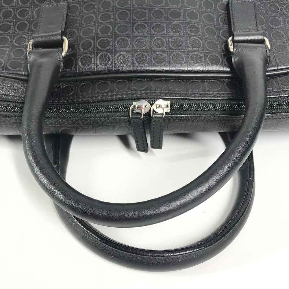 Salvatore Ferragamo 2WAYバッグ ショルダーバッグ カバン ロゴ ガンチーニ ビジネスバッグ ブリーフケース 書類バッグ ハンドバッグ レザー ユニセックス ブラック