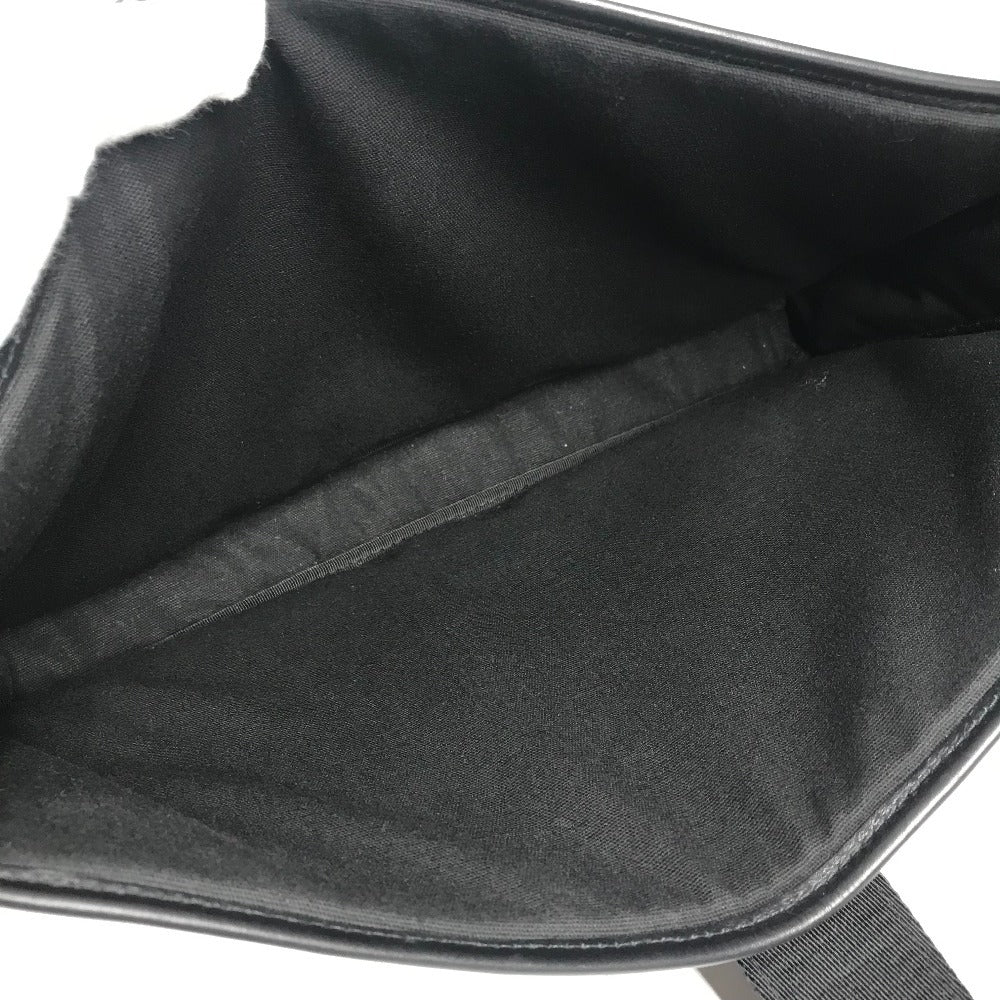 Salvatore Ferragamo 2WAYバッグ ショルダーバッグ カバン ロゴ ガンチーニ ビジネスバッグ ブリーフケース 書類バッグ ハンドバッグ レザー ユニセックス ブラック