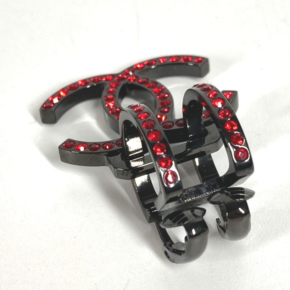 CHANEL B17S クリスタル ココマーク スイング ラインストーン 片方 片耳 CC ココマーク ロゴ イヤリング メタル レディース レッド