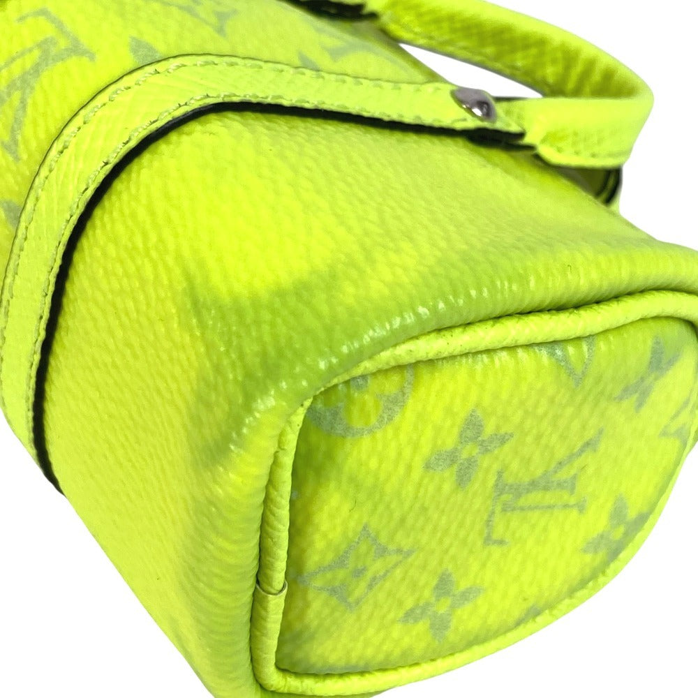 LOUIS VUITTON M01048 Taiga Rama Porte-Clés Mini Keepall Bag Charm, Bag-Shaped Boston Bag Keychain, Taiga Leather, Unisex, Yellow