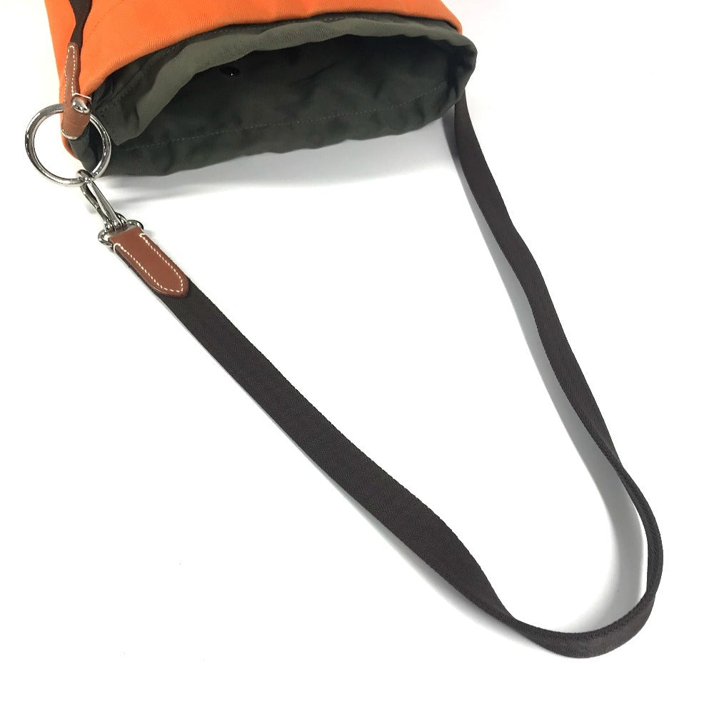 HERMES Sac de Pansage crossbody bucket-shaped shoulder bag with pouch, cotton, unisex, orange