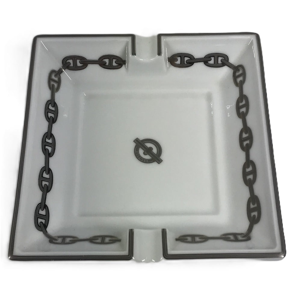 HERMES シェーヌダンクル ロゴ アッシュトレイ 皿 インテリア トレー 灰皿 陶器 ユニセックス ホワイト