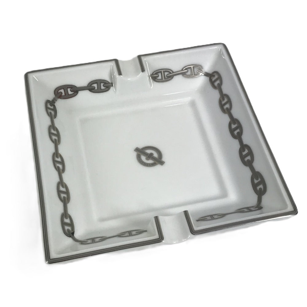 HERMES シェーヌダンクル ロゴ アッシュトレイ 皿 インテリア トレー 灰皿 陶器 ユニセックス ホワイト