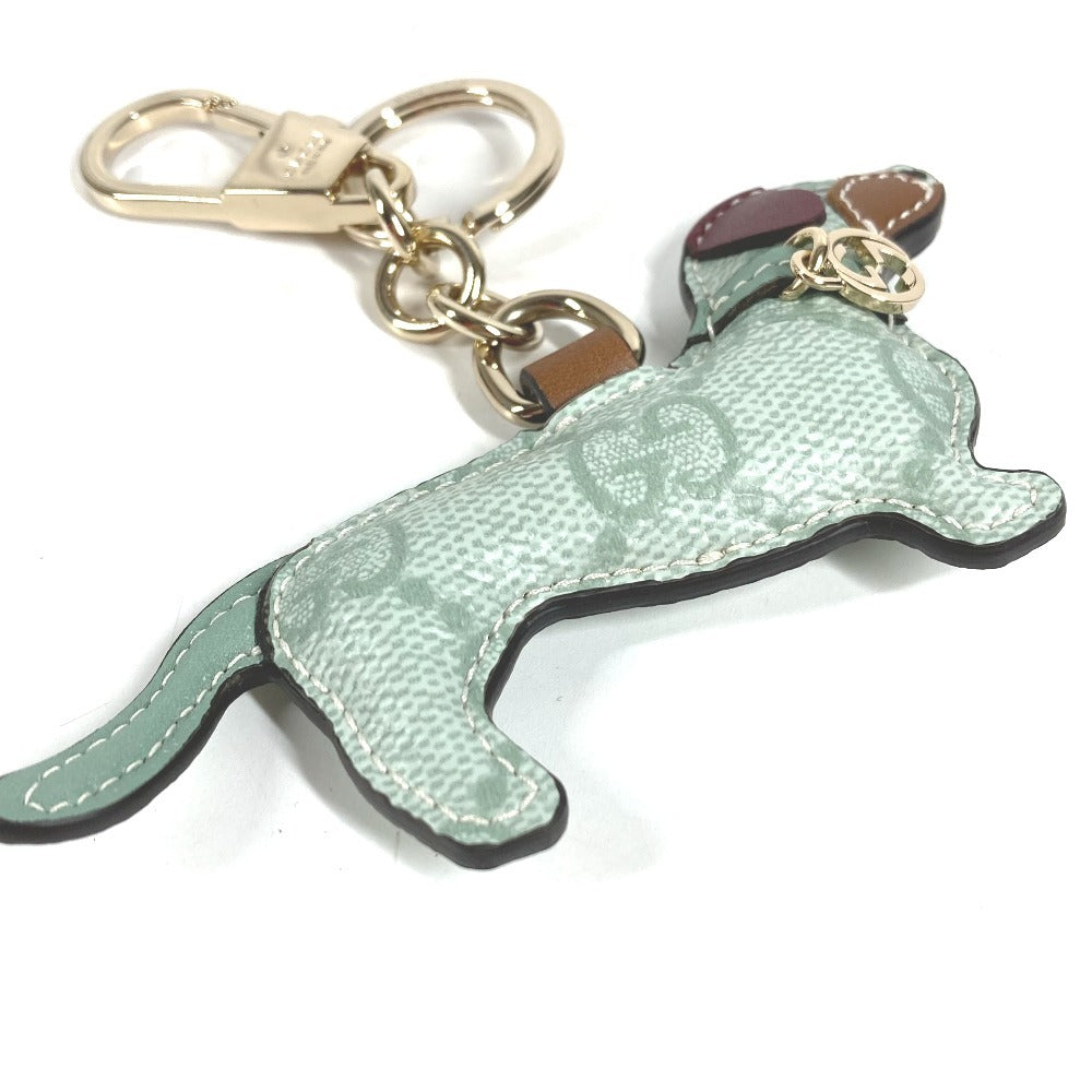 GUCCI 821812 GGスプリーム GGエンブレム ドッグ シェイプ バッグ チャーム 犬 キーホルダー バッグチャーム GGスプリームキャンバス ユニセックス ライトグリーン