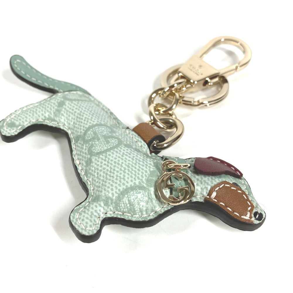 GUCCI 821812 GGスプリーム GGエンブレム ドッグ シェイプ バッグ チャーム 犬 キーホルダー バッグチャーム GGスプリームキャンバス ユニセックス ライトグリーン