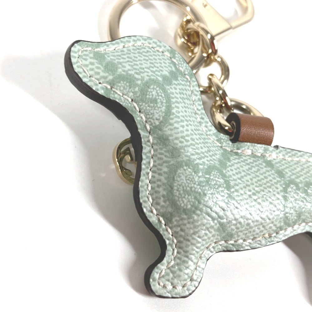 GUCCI 821812 GGスプリーム GGエンブレム ドッグ シェイプ バッグ チャーム 犬 キーホルダー バッグチャーム GGスプリームキャンバス ユニセックス ライトグリーン