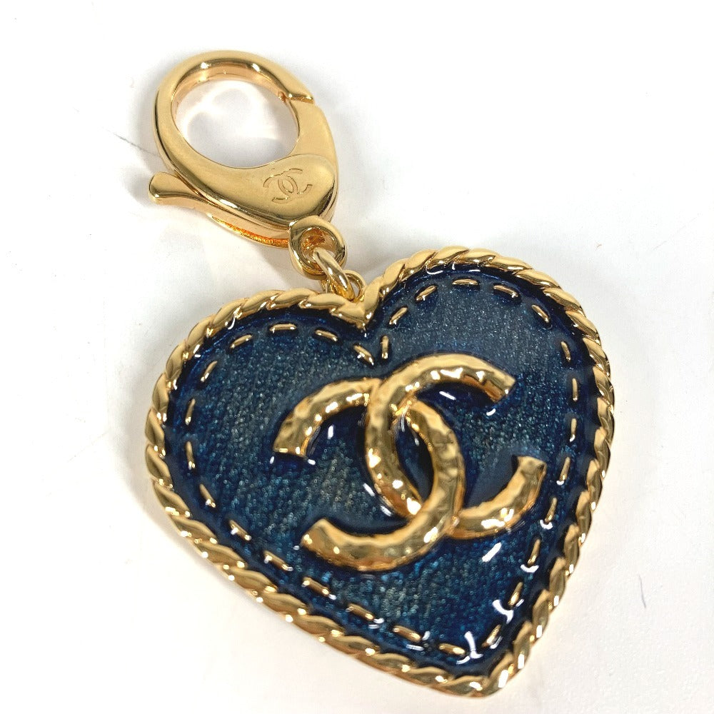 CHANEL ABC827 24P ハート CC ココマーク ロゴ デニム バッグチャーム キーホルダー メタル レディース ブルー