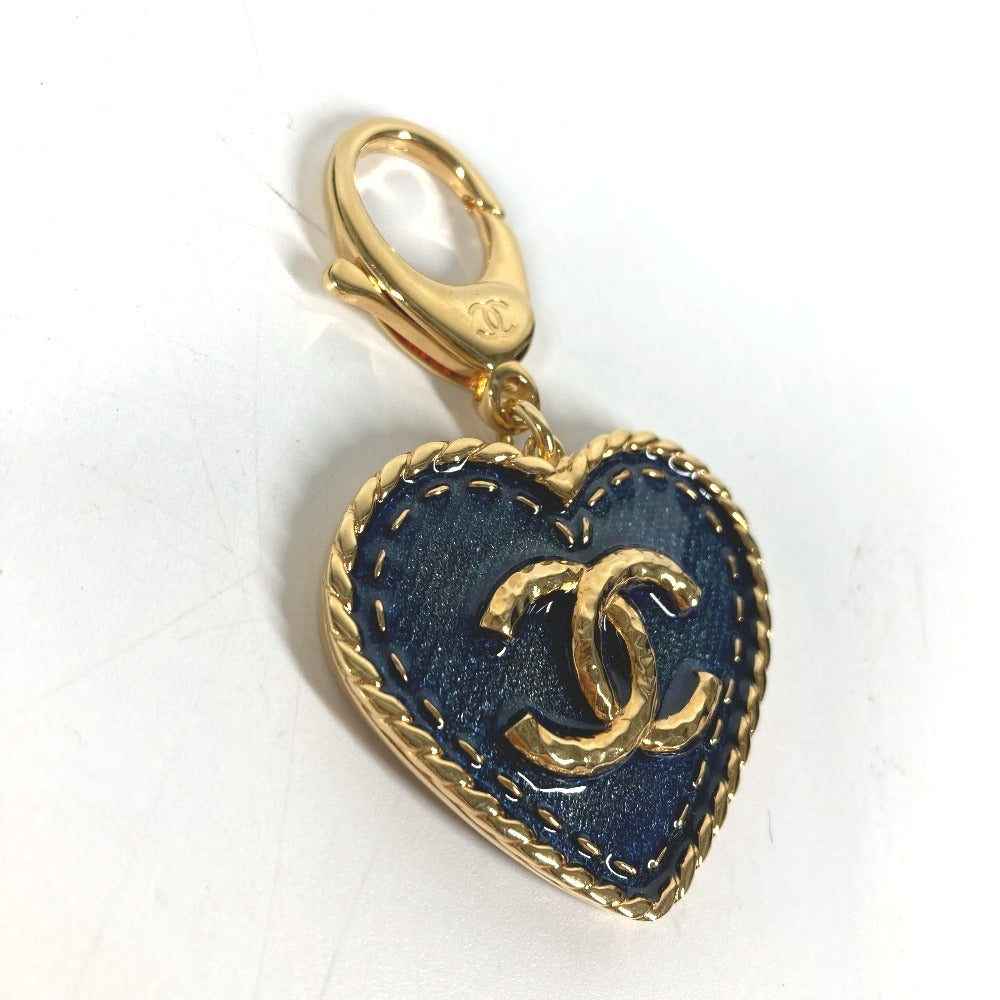 CHANEL ABC827 24P ハート CC ココマーク ロゴ デニム バッグチャーム キーホルダー メタル レディース ブルー