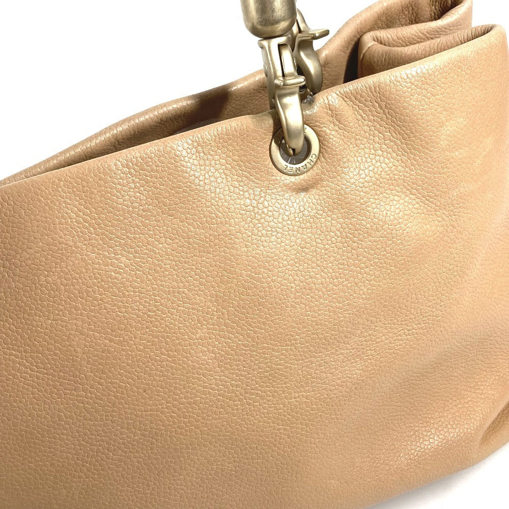 CHANEL CC ココマーク ロゴ カバン トートバッグ 肩掛け ハンドバッグ ショルダーバッグ キャビアスキン ユニセックス ベージュ