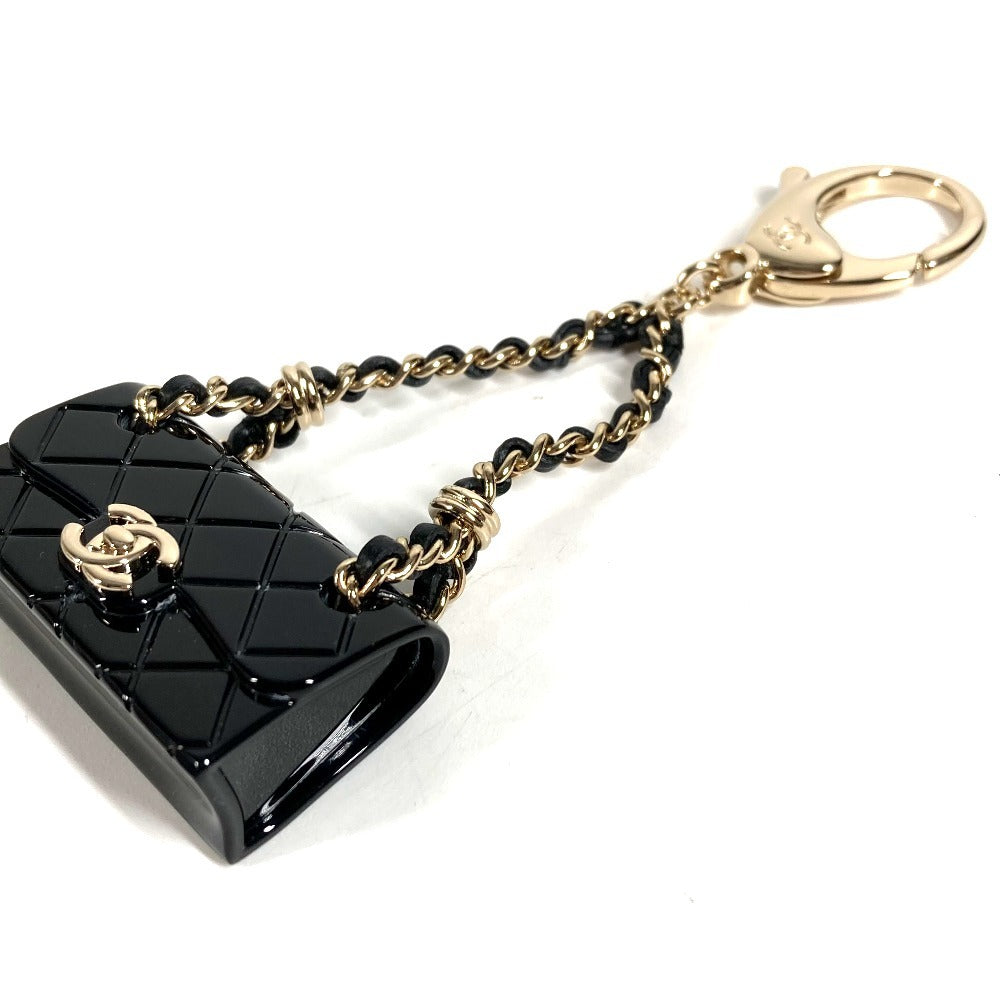 CHANEL ABA121 B23C CC Coco Mark Logo Matelasse Bag Bag Charm Pendant Top Key Holder Metal Ladies Black