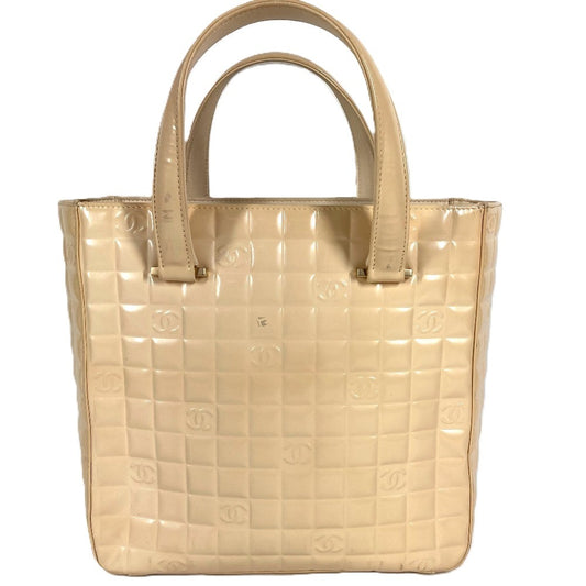 CHANEL ロゴ チョコバー CC ココマーク カバン トートバッグ ハンドバッグ エナメル ユニセックス ベージュ