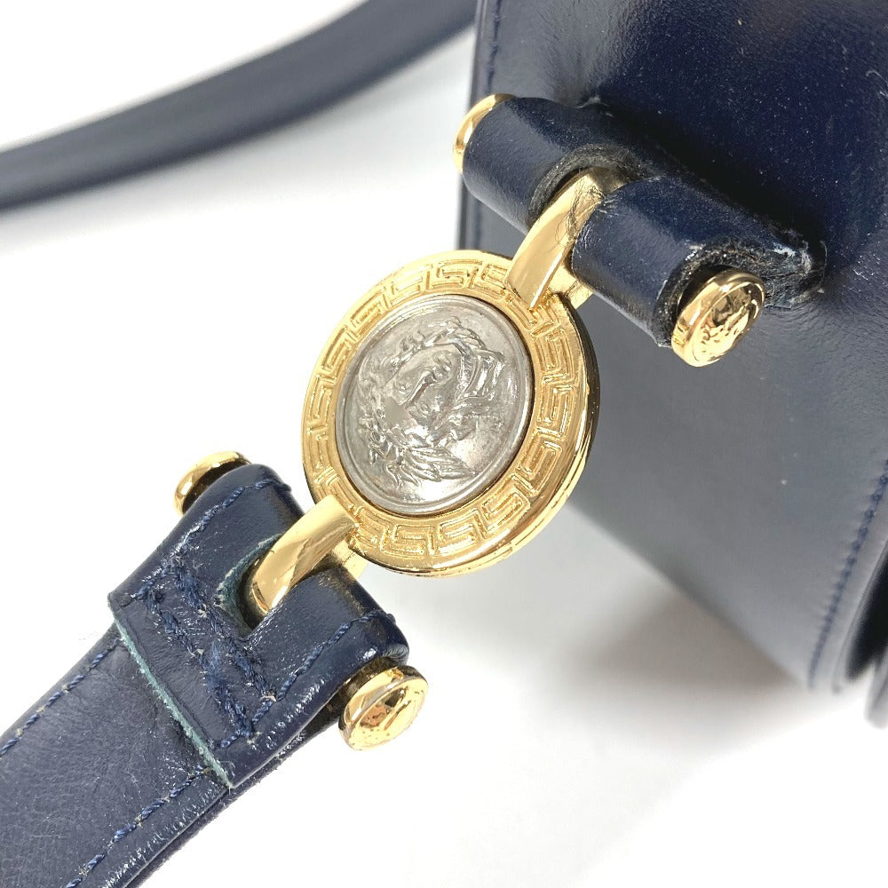 VERSACE ヴィンテージ メデューサ ロゴ カバン 斜め掛け フラップ ショルダーバッグ レザー ユニセックス ネイビー