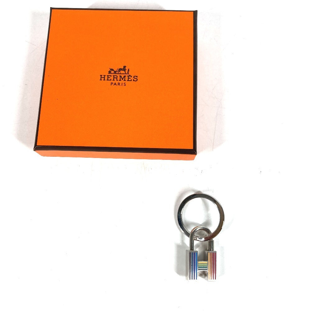 HERMES Hロゴ 鍵 カデナ クイズ レインボー キーホルダー キーリング バッグチャーム チャーム メタル ユニセックス シルバー