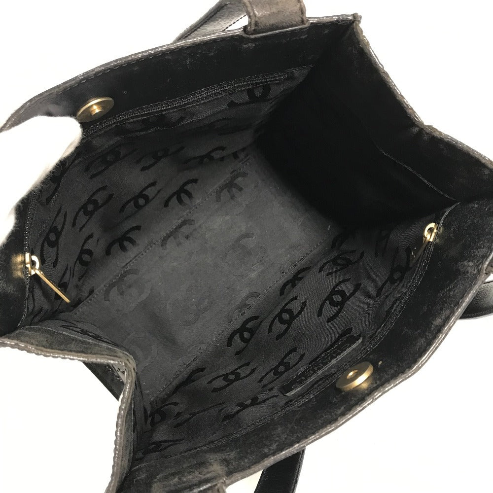 CHANEL vintage Punched logo Camellia flower Shoulder bag, Tote bag, Hand bag Shoulder Bag Patent Leather Black Used