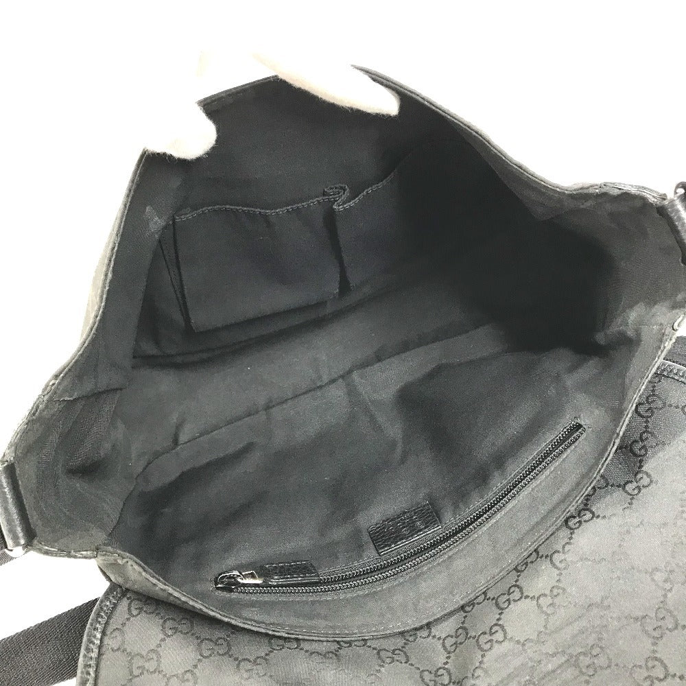GUCCI 374423 Logo GG Crossbody Flap Pochette Shoulder Bag Nylon / Leather Black Used