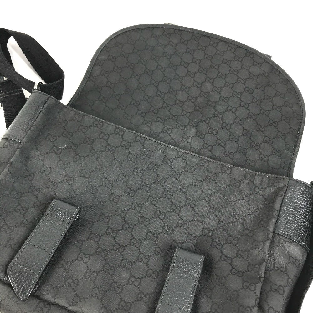 GUCCI 374423 Logo GG Crossbody Flap Pochette Shoulder Bag Nylon / Leather Black Used