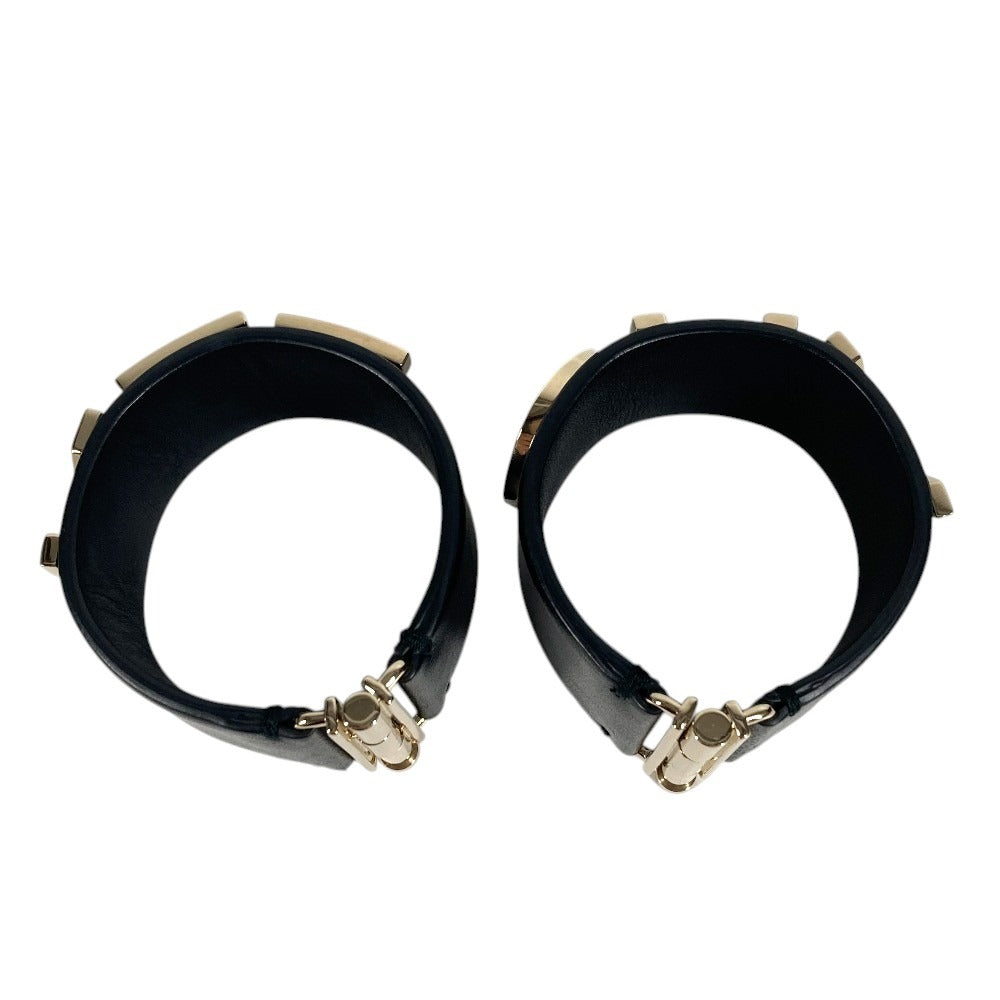 CHANEL B19S CC Logo CC Mark 2-Pack (2-pack) Bangle Accessories Thick Bangle Bracelet Leather Black/Gold Used
