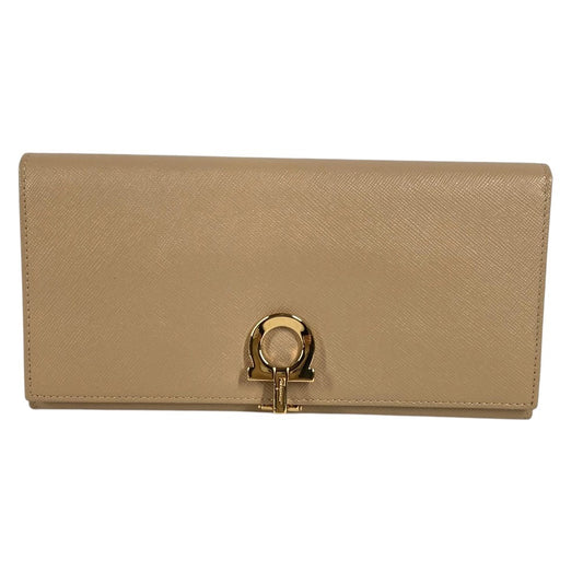Salvatore Ferragamo Logo Gancini Wallet Long Wallet Bi-fold Long Wallet Leather Beige Used