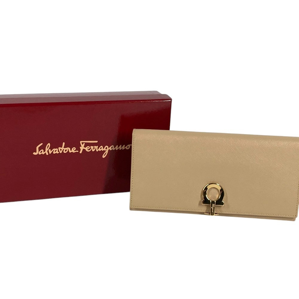 Salvatore Ferragamo Logo Gancini Wallet Long Wallet Bi-fold Long Wallet Leather Beige Used