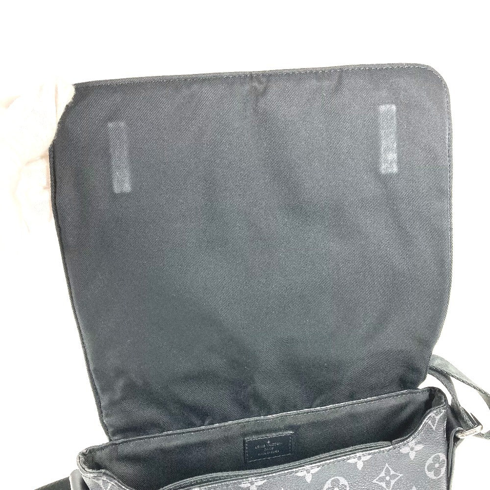 LOUIS VUITTON M44000 モノグラムエクリプス ディストリクト PM NM カバン 斜め掛け メッセンジャーバッグ　フラップ ショルダーバッグ モノグラムエクリプスキャンバス ユニセックス ブラック