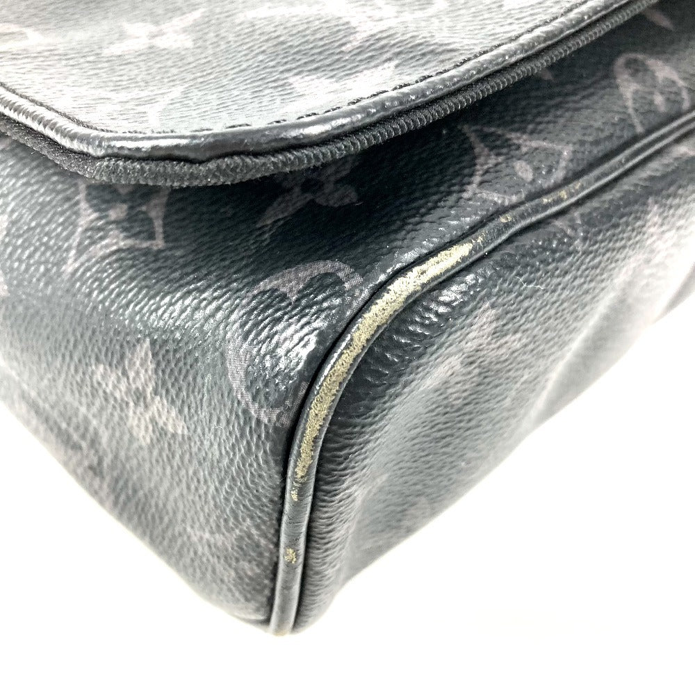 LOUIS VUITTON M44000 モノグラムエクリプス ディストリクト PM NM カバン 斜め掛け メッセンジャーバッグ　フラップ ショルダーバッグ モノグラムエクリプスキャンバス ユニセックス ブラック