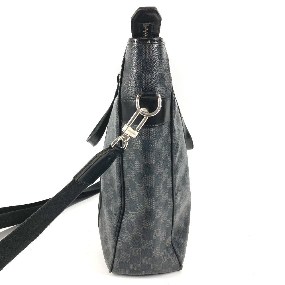LOUIS VUITTON N51192 ダミエグラフィット タダオ トートバッグ 縦型 カバン 斜め掛け 2WAYバッグ ショルダーバッグ ダミエグラフィットキャンバス ユニセックス ブラック