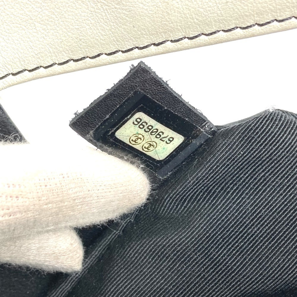 CHANEL バイカラー ロゴ チョコバー トートバッグ カバン 肩掛け Wチェーンバッグ ショルダーバッグ エナメル/レザー ユニセックス ブラック