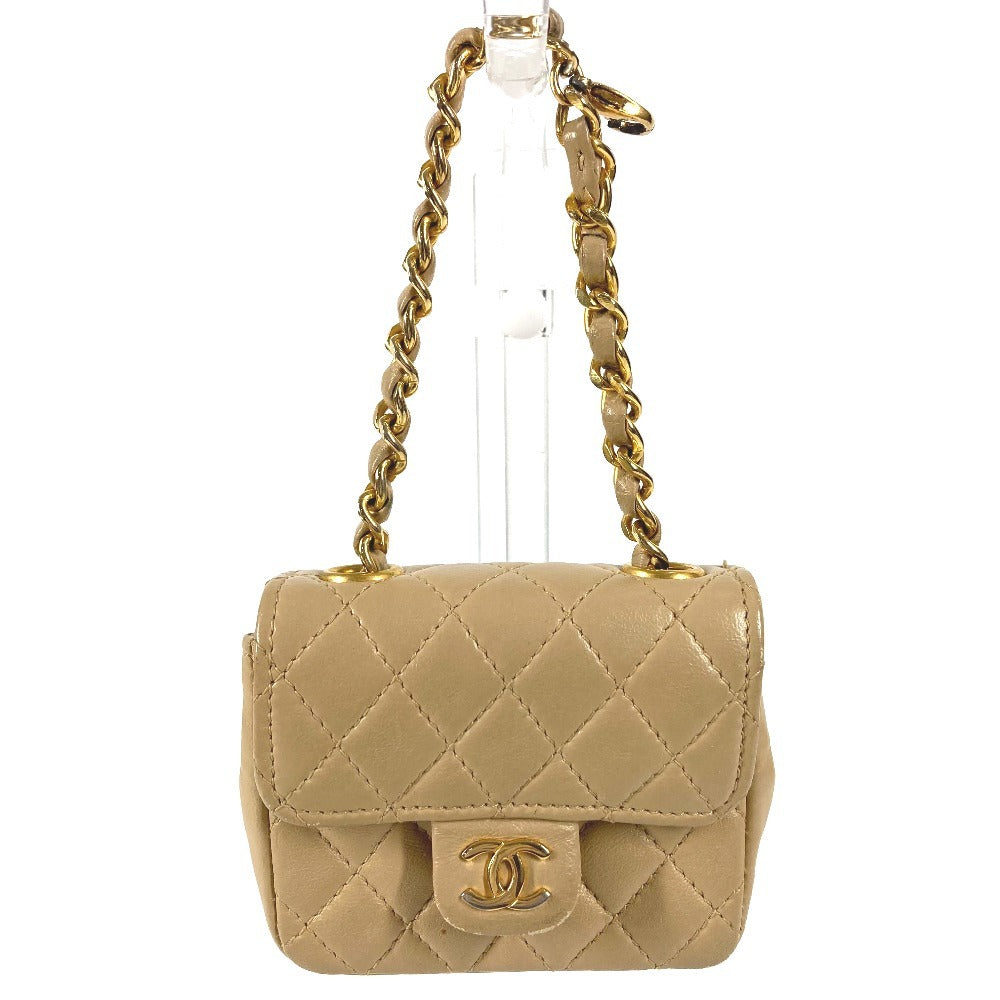 CHANEL キルティング CC ココマーク ロゴ ミニミニ マトラッセ カバン ポーチ バッグチャーム キーホルダー ハンドバッグ ラムスキン ユニセックス ベージュ