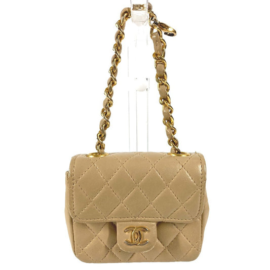 CHANEL キルティング CC ココマーク ロゴ ミニミニ マトラッセ カバン ポーチ バッグチャーム キーホルダー ハンドバッグ ラムスキン ユニセックス ベージュ