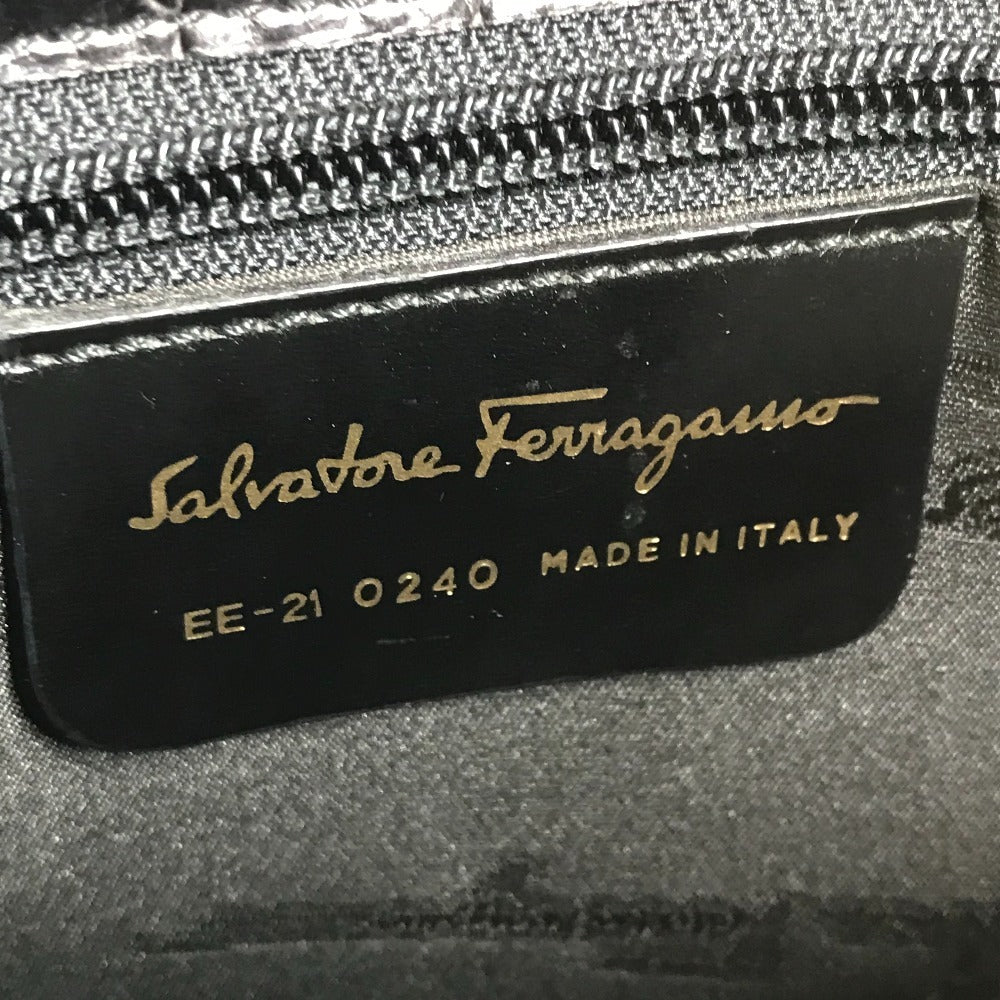 Salvatore Ferragamo ロゴ カバン 肩掛け トートバッグ ショルダーバッグ 型押しレザー ユニセックス ブラック