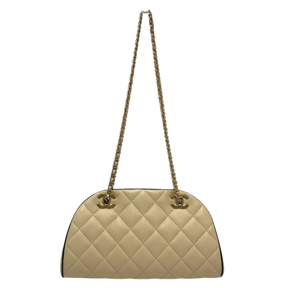 CHANEL AP5254 Spring/Summer 2026 Chain Clutch Chain Handbag, Shoulder Bag, Crossbody Bag Shoulder Bag Lambskin Leather Beige/Black Used