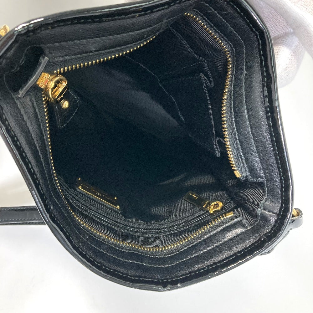 Salvatore Ferragamo EE-21-E196 ヴァラ パテント/斜め掛け カバン フラットバッグ ショルダーバッグ エナメル/レザー レディース ブラック